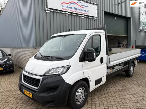 Peugeot Boxer 330 2.2 BlueHDi 120 L2H1 Premium