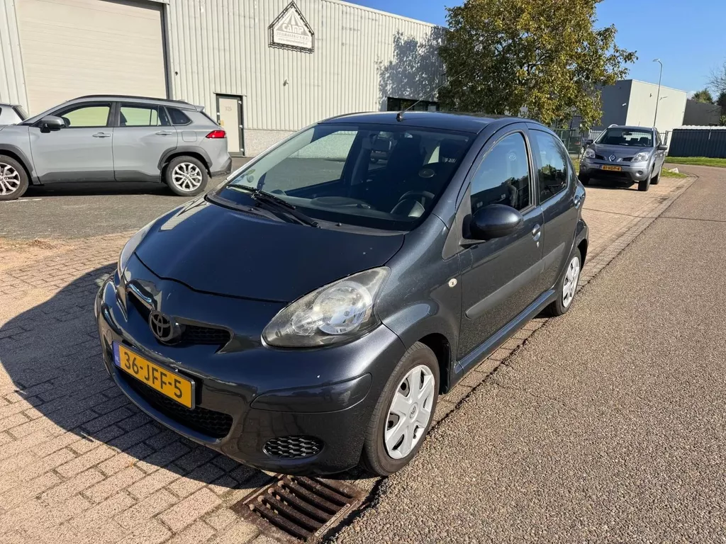 Toyota Aygo 1.0-12V Comfort NL AUTO / NAVIGATIE / BLUETOOTH